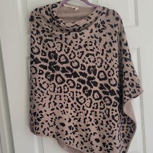 Soft Surroundings Animal Print    Sparkle Poncho Tan Black Hand Wash